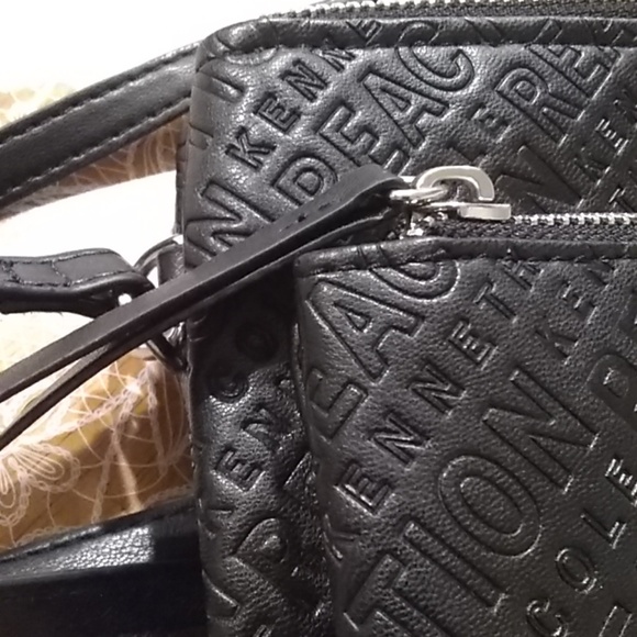 Reaction Kenneth Cole mini Crossbody Bag Black - Picture 4 of 8